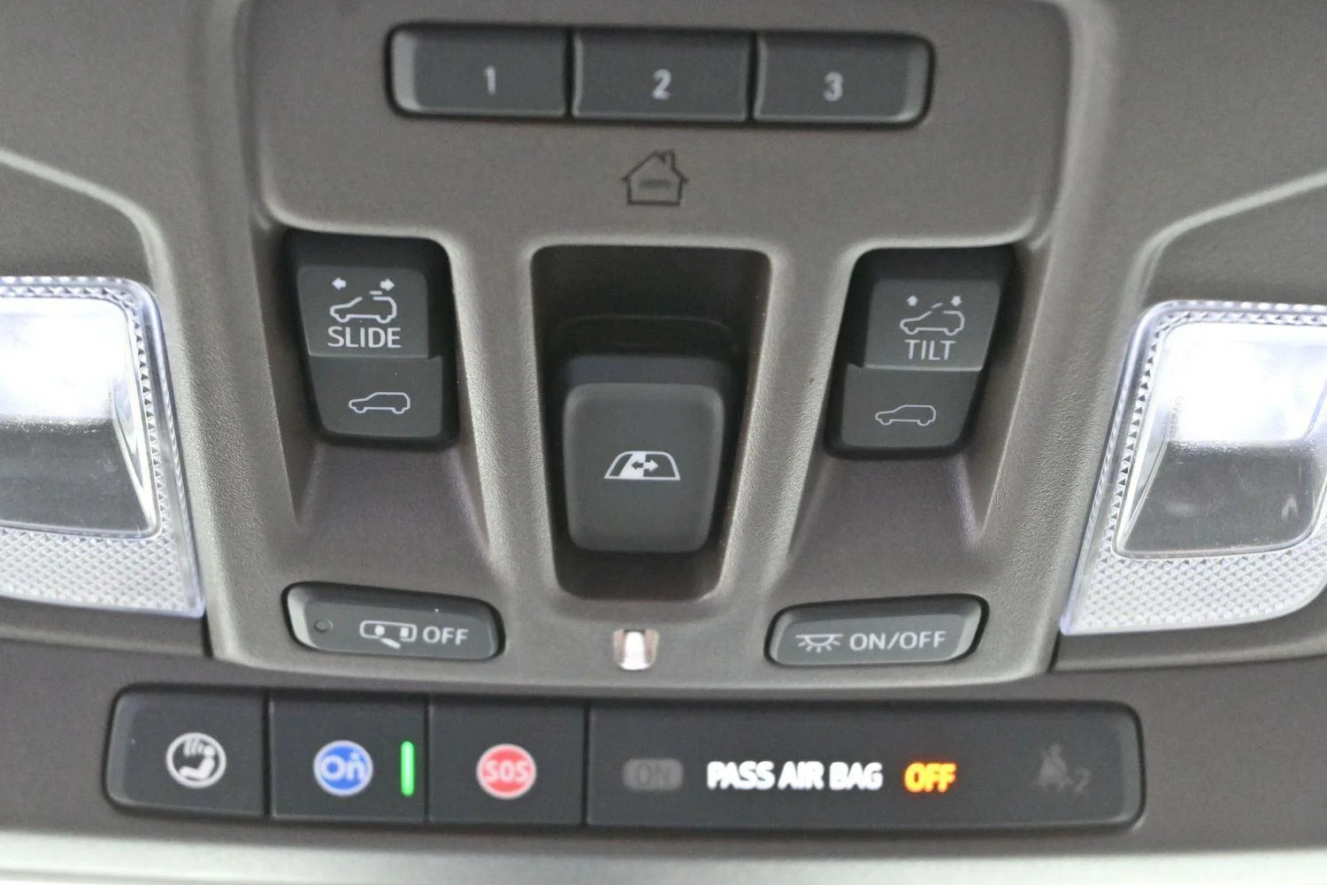 Used 2021 SUMMIT WHITE GMC Denali image 28