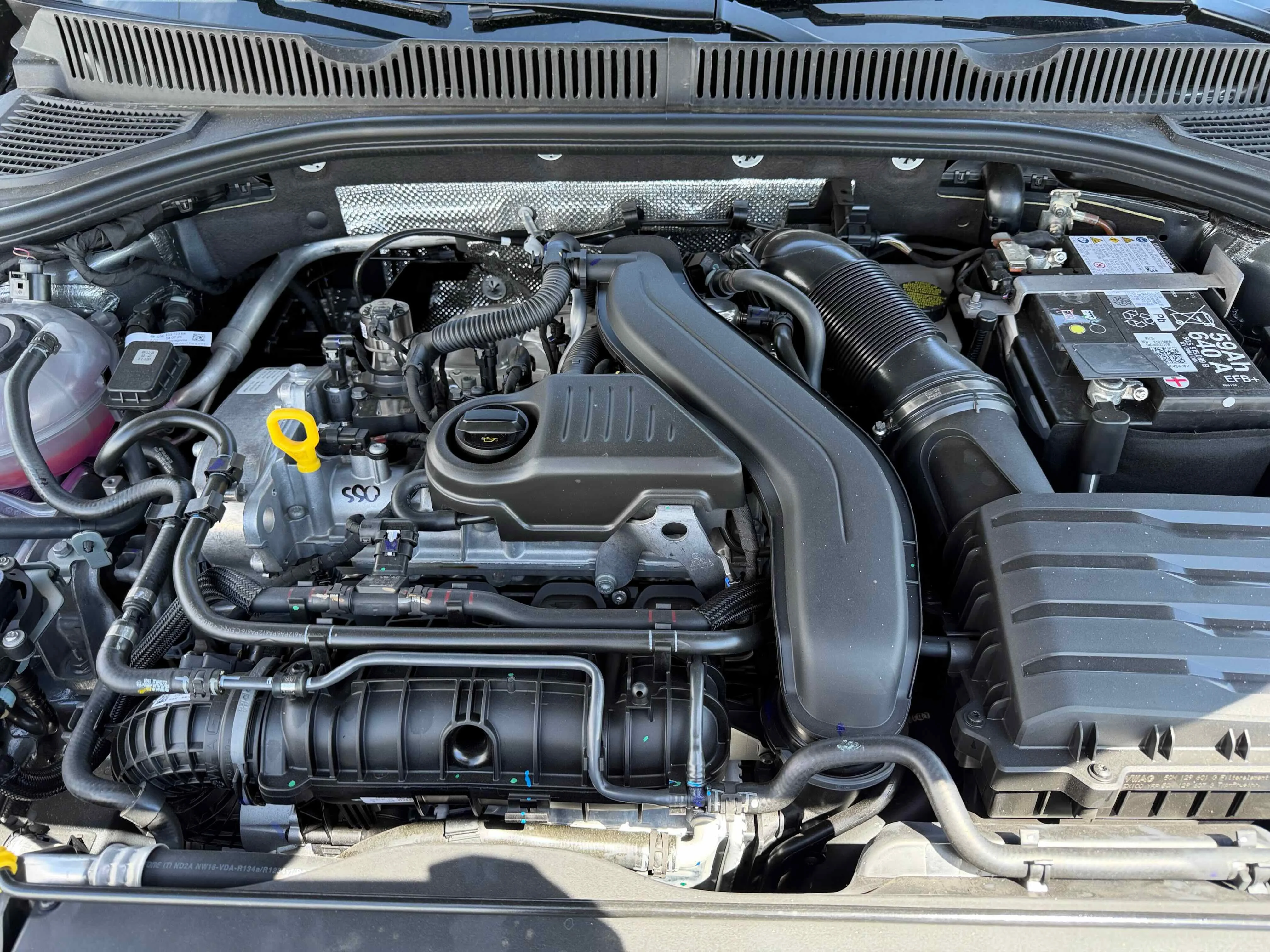 New 2026 Platinum Gray Volkswagen Sport image 31