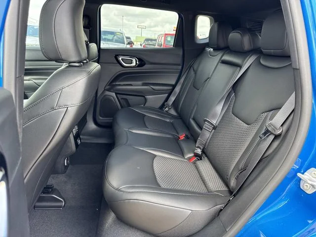 New 2026 Blue Jeep Latitude image 15