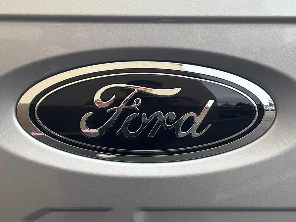 Used 2025 Gray Ford Tremor image 32
