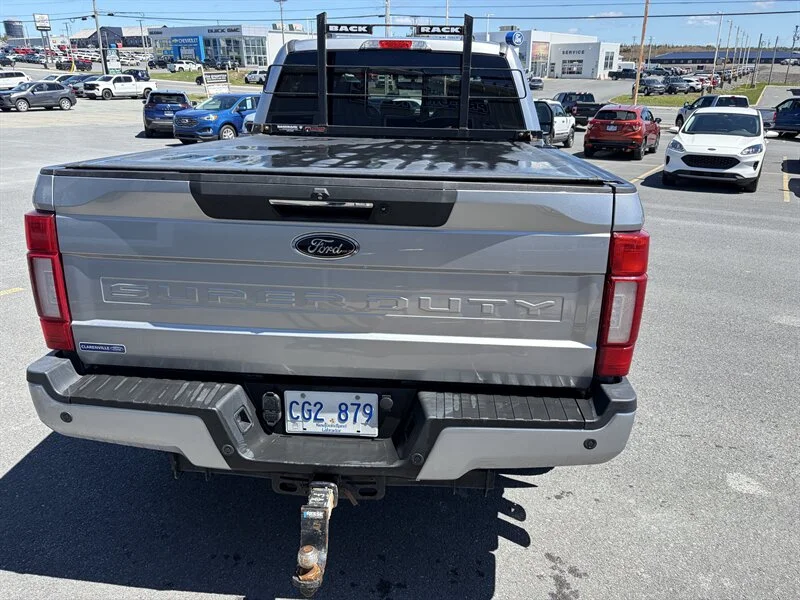 Used 2022 Grey Ford Super Duty Lariat image 13