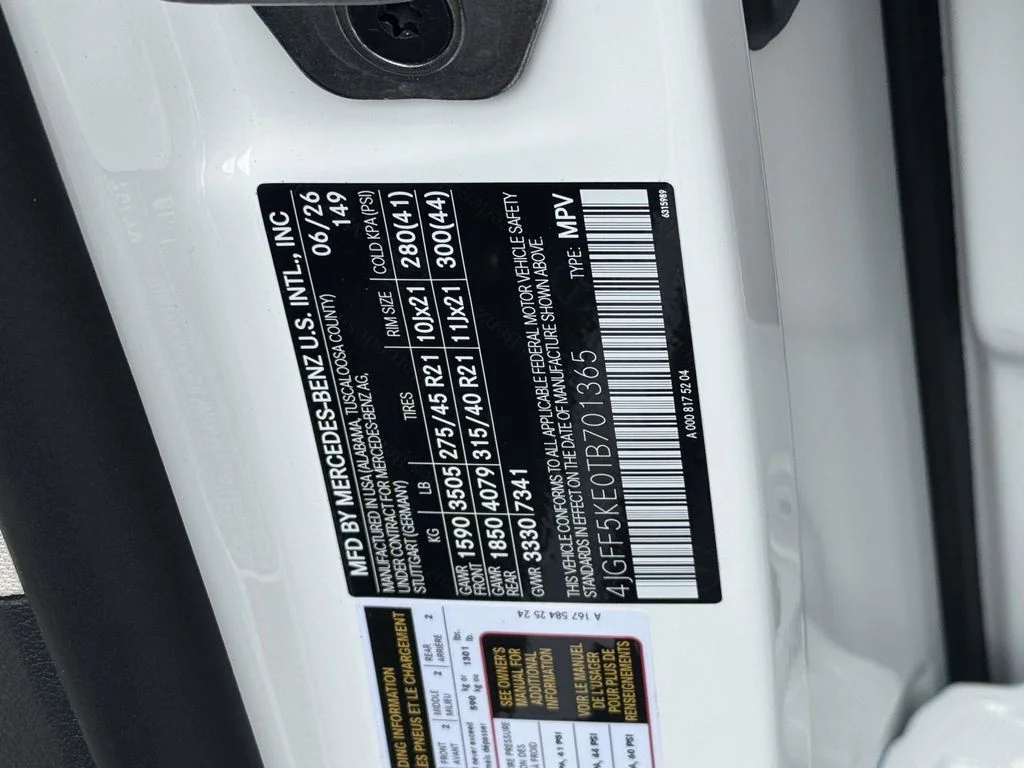 New 2026 White Mercedes-Benz GLS 450 image 16