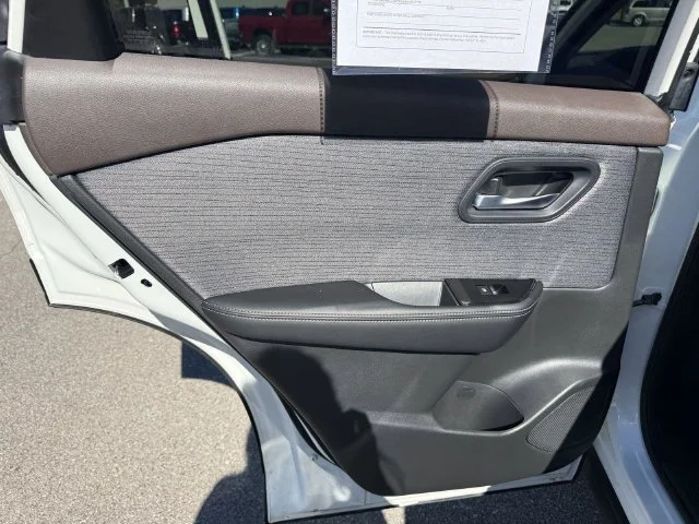 Used 2023 White Nissan SV image 28