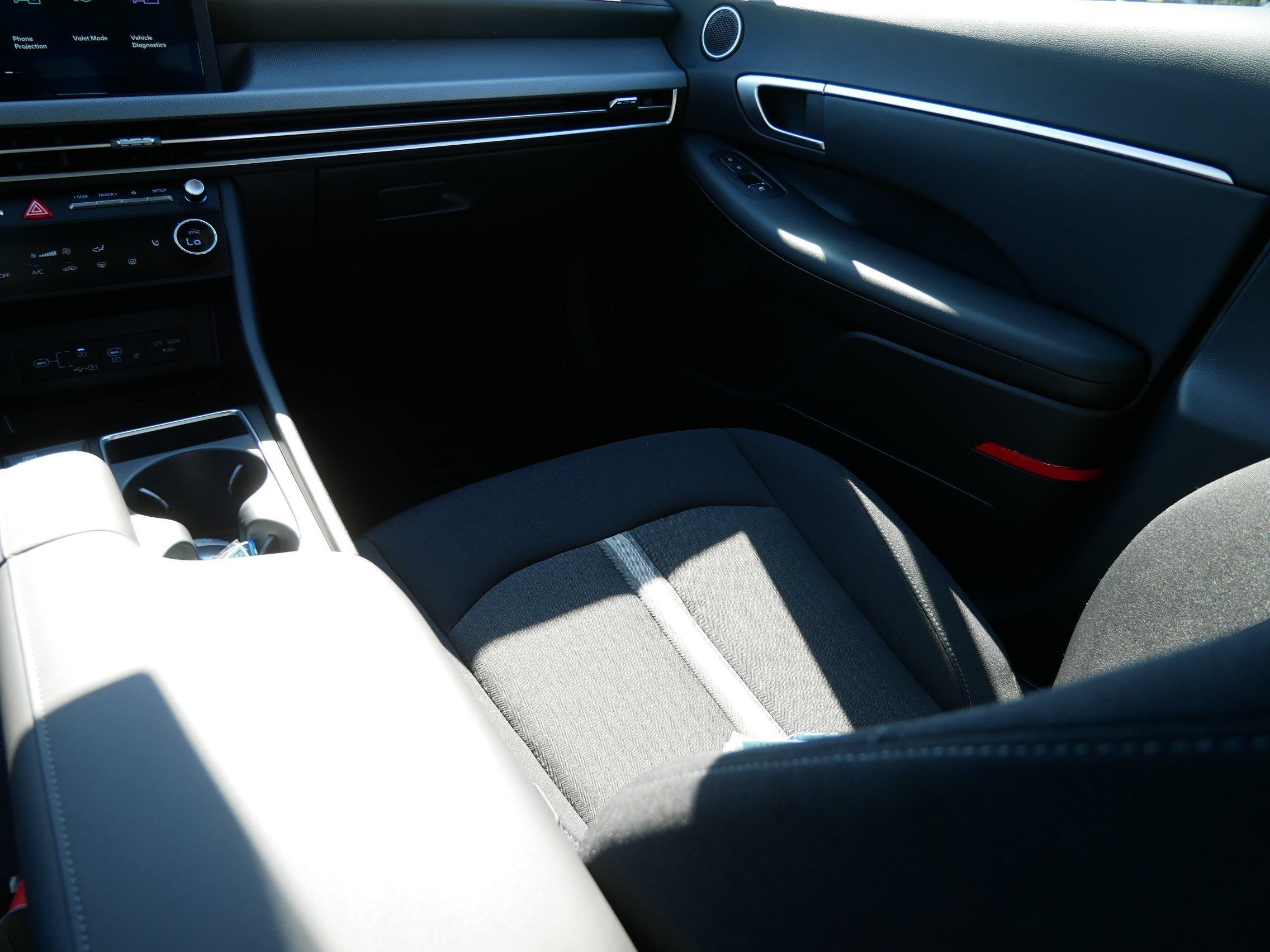 2026 Hyundai Sonata SEL - Photo 11
