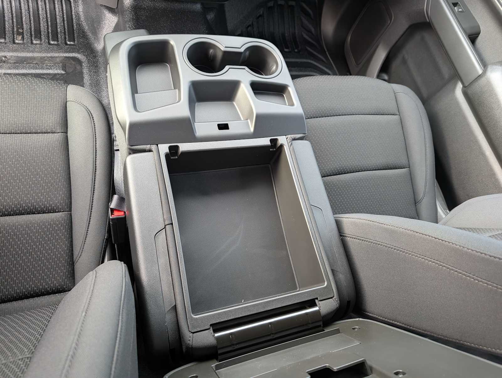 2026 GMC Sierra 1500 Pro - Photo 14
