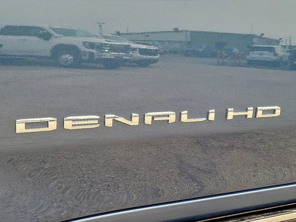2026 GMC Sierra 2500HD Denali - Photo 9
