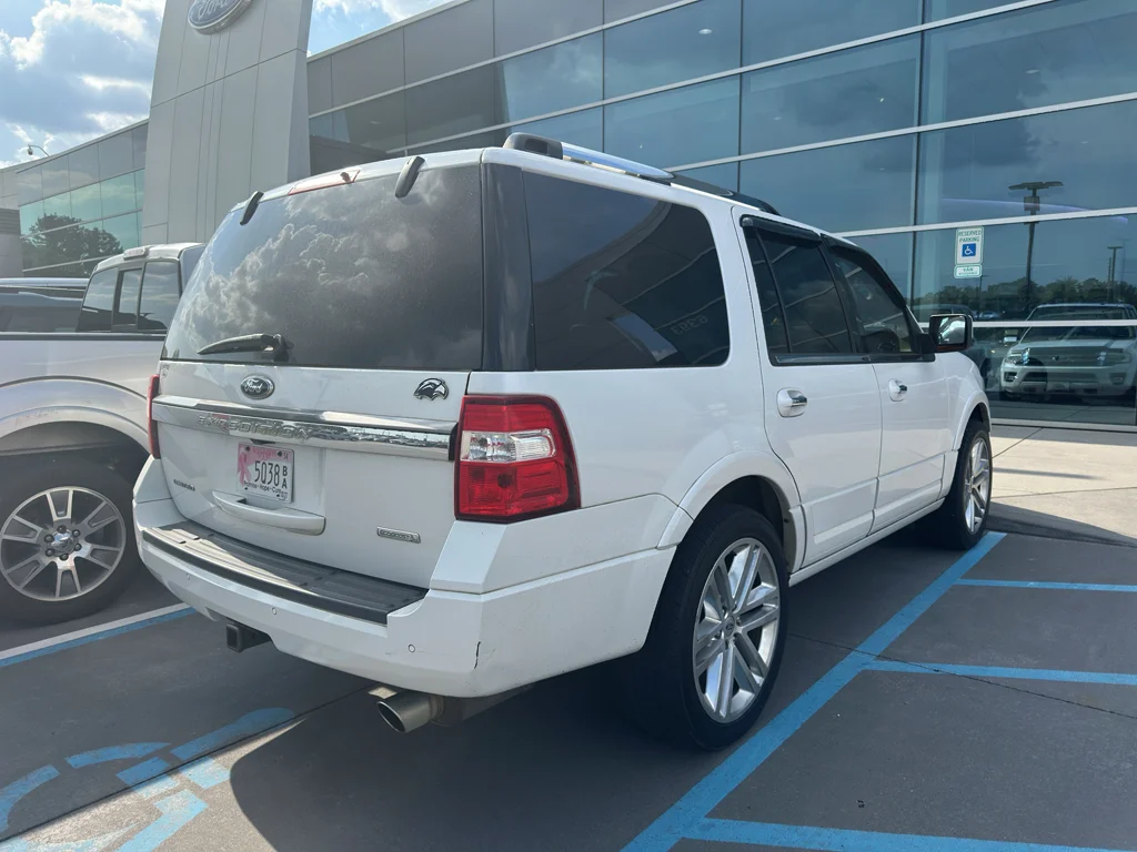 Used 2016 White Platinum Metallic Tri-Coat Ford Limited image 3