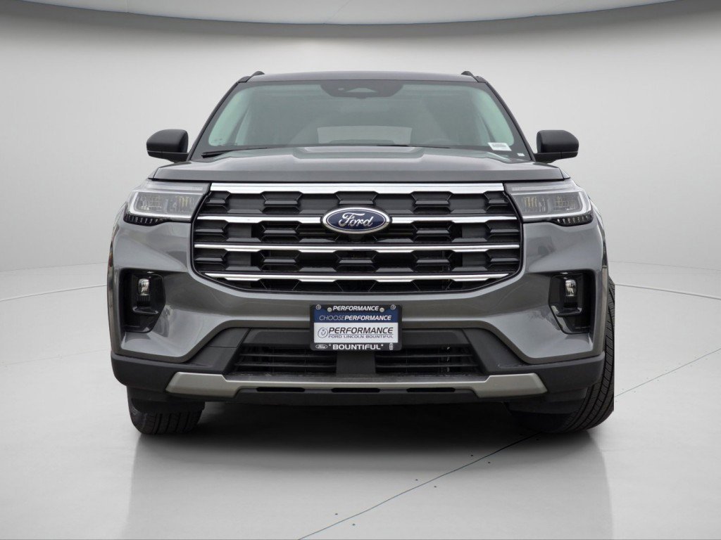 New 2026 Carbonized Gray Metallic Ford Active w/100A Pkg image 3