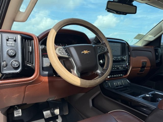 Used 2015 Black Chevrolet High Country image 15