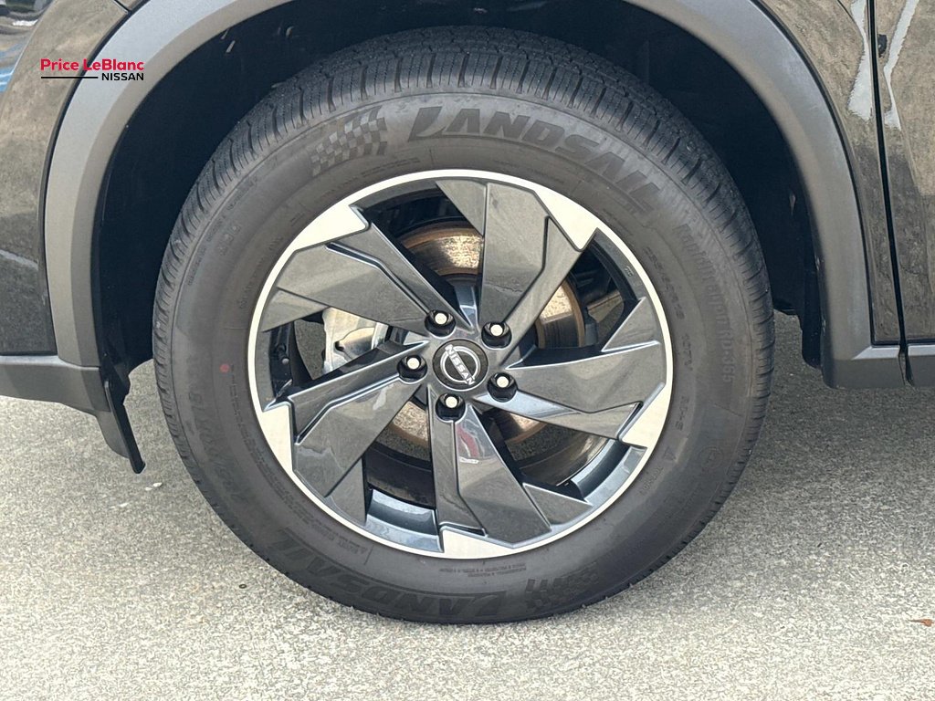 Certified Used 2026 Super Black Nissan SV image 4