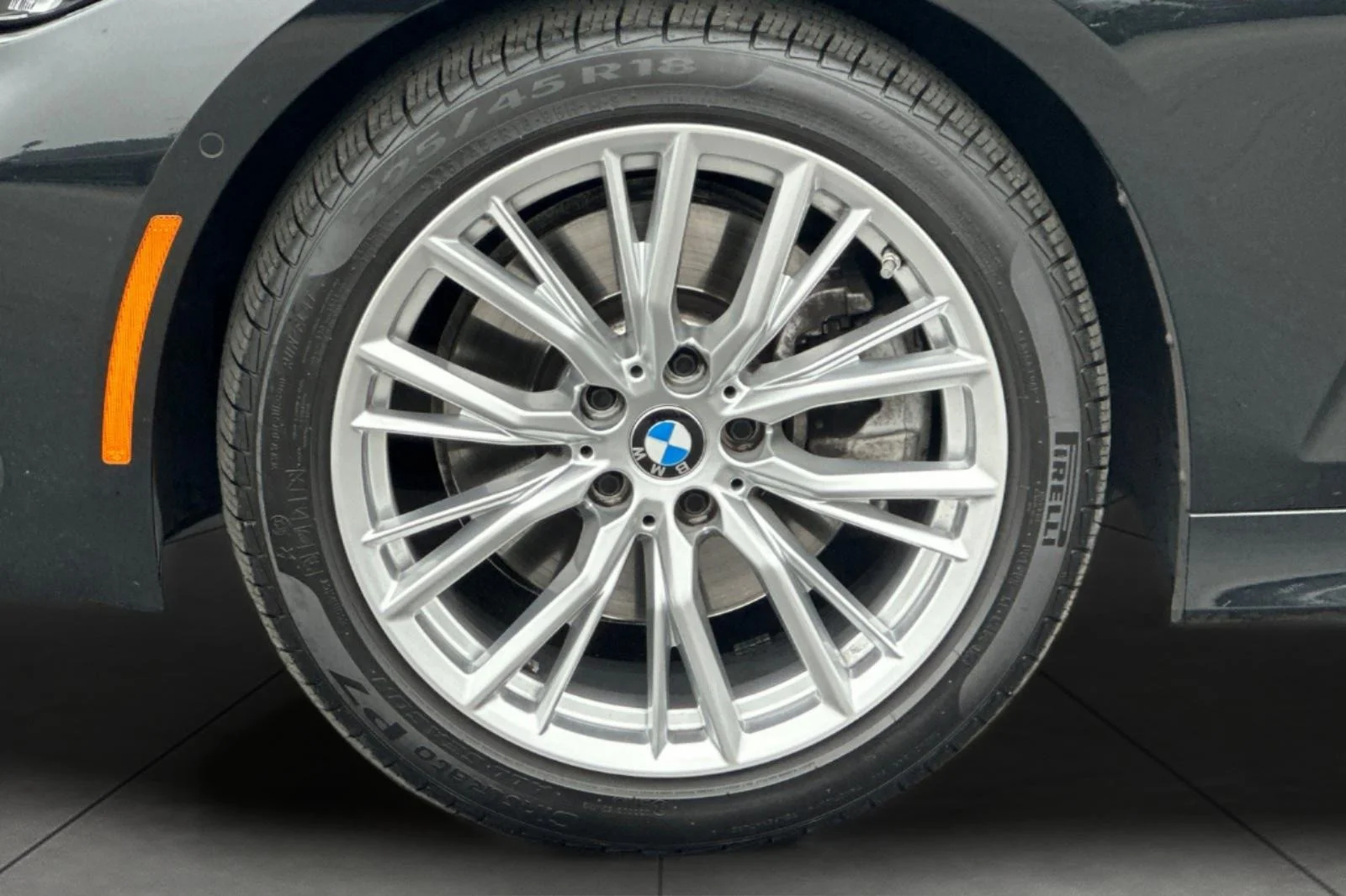 Used 2023 Black Sapphire Metallic BMW 330i image 25