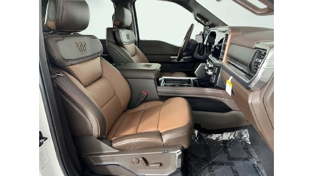 New 2026 Star White Metallic Tri-Coat Ford F-350® King Ranch® image 35