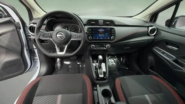 Used 2025 Kch/gray Sky P Nissan SR image 16