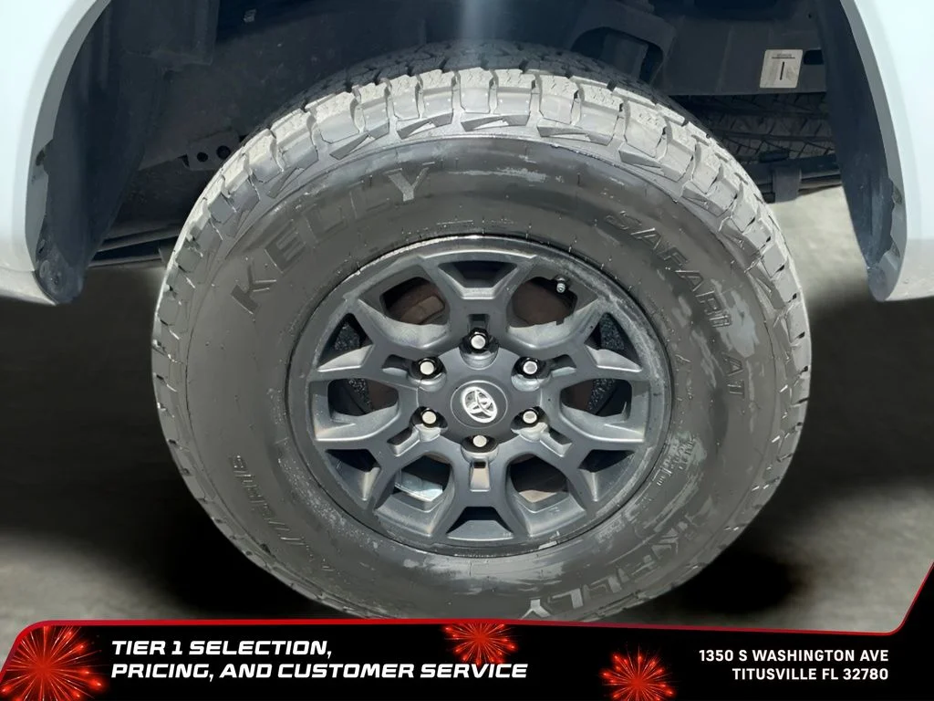 Used 2019  Toyota SR5 image 37