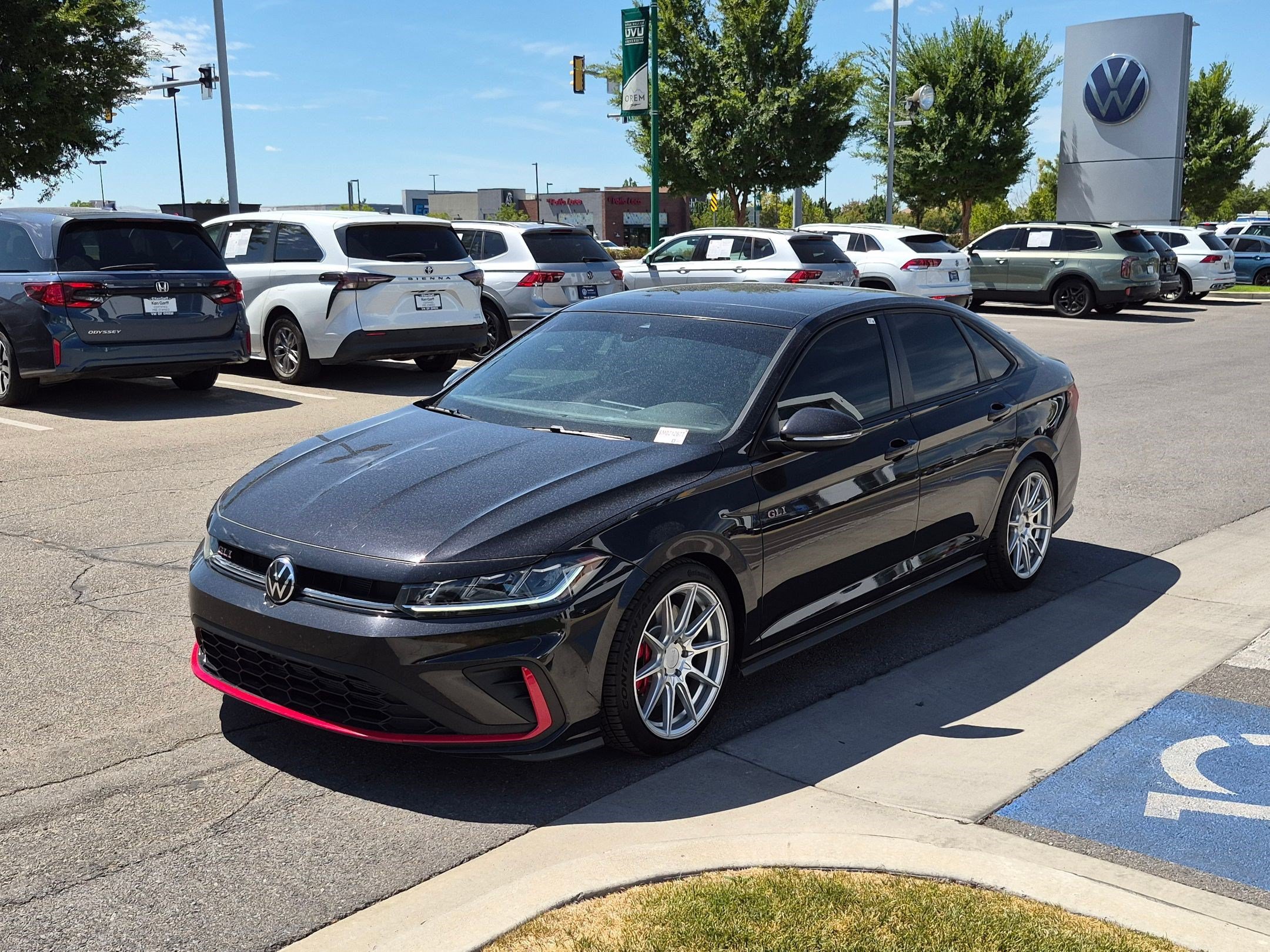 Certified Used 2025 Deep Black Volkswagen Autobahn image 9