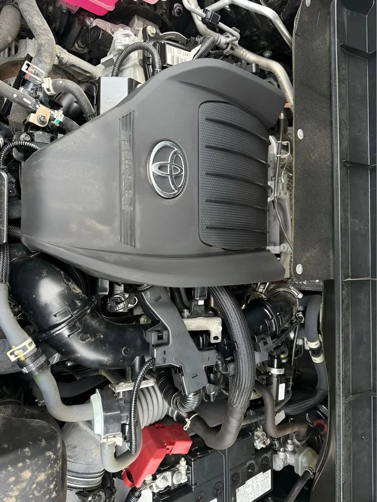 Used 2023  Toyota L image 33