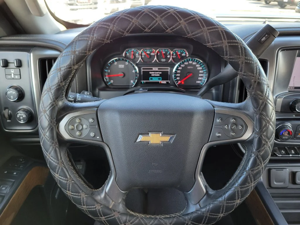 Used 2019 GRAPHITE METALLIC Chevrolet LTZ image 33