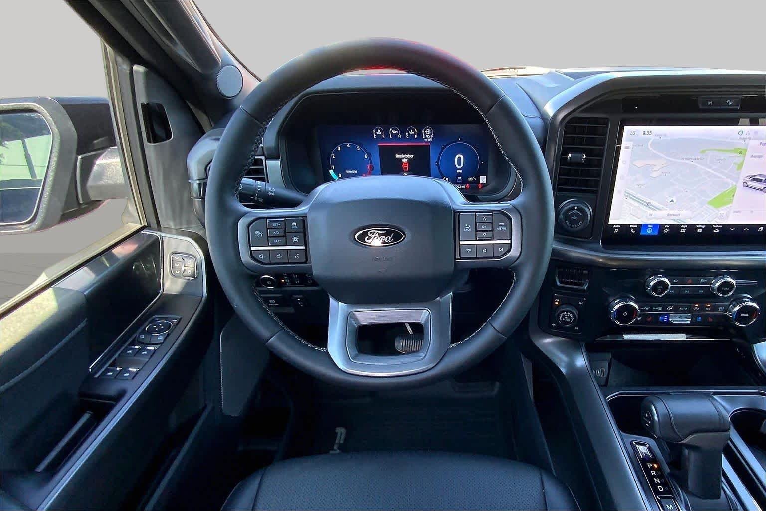 Used 2025 Agate Black Metallic Ford LARIAT image 11
