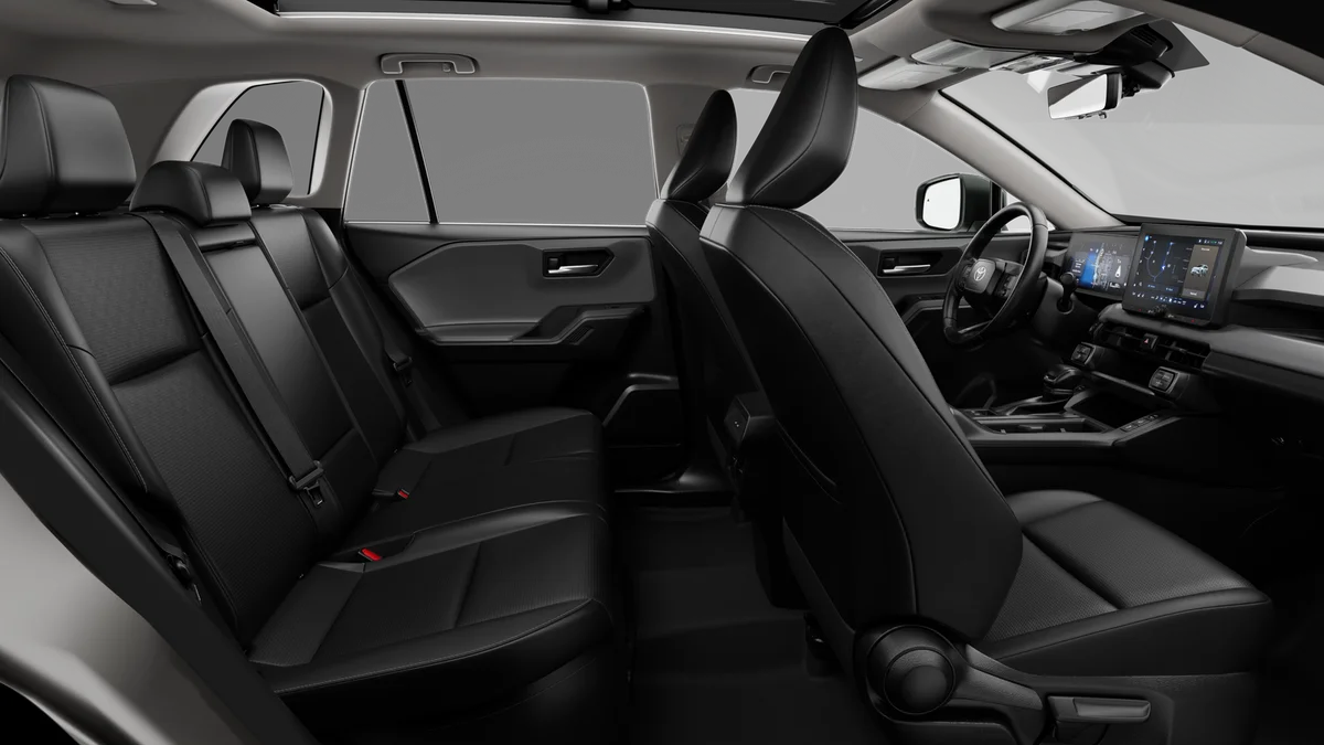 New 2026 Ice Cap Toyota XLE Premium image 21