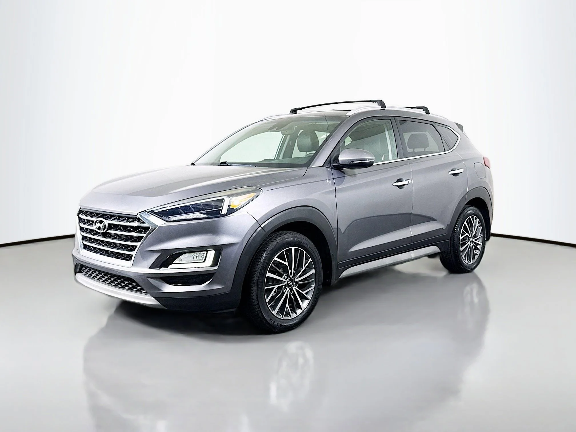 Used 2021 Magnetic Force Hyundai Limited image 3