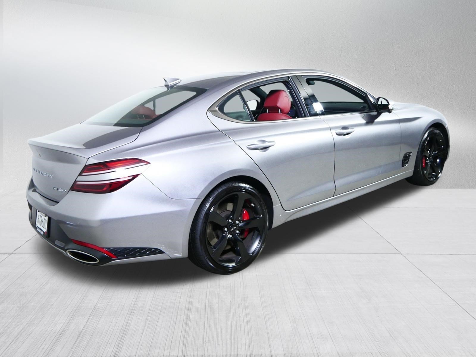 Certified Used 2026 Savile Silver Genesis 3.3T Sport Prestige image 7