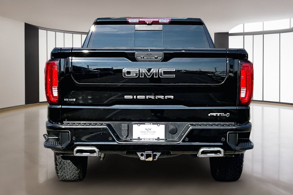 Used 2022 ONYX BLACK GMC AT4 image 4