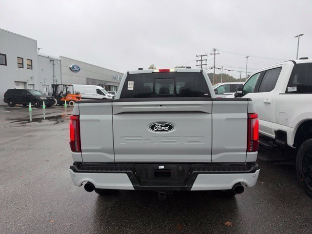 Used 2024 Avalanche Ford Lariat image 5