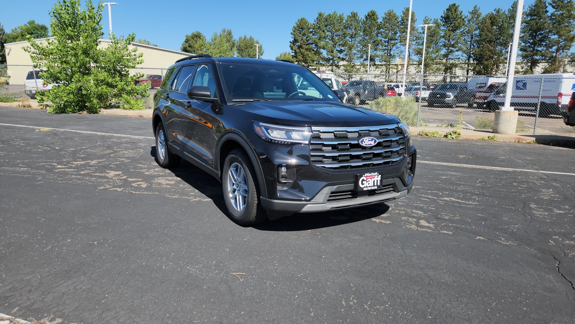 New 2027 Agate Black Metallic Ford Active image 9