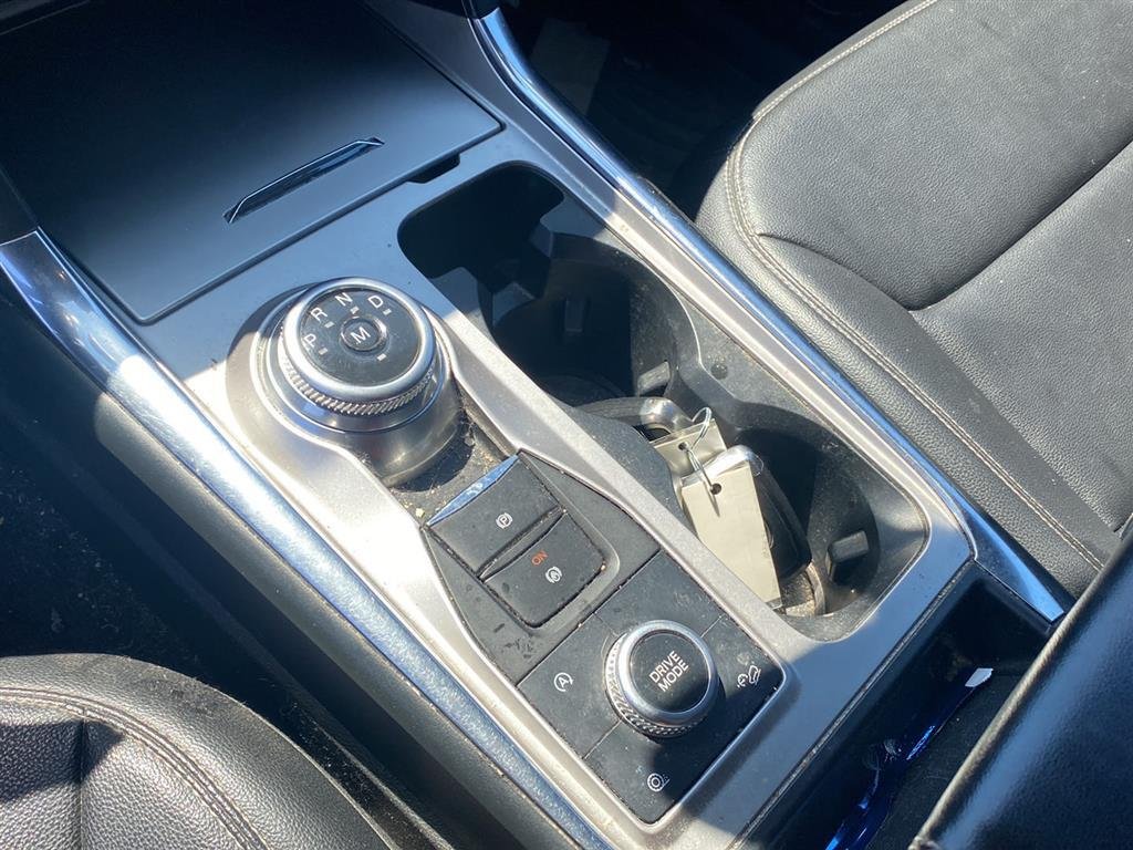 Used 2020 Blue Ford XLT image 15