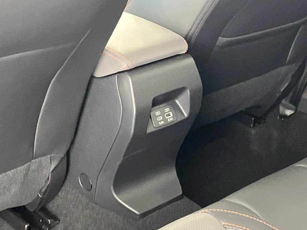 New 2026 CRYSTAL BLACK SILICA Subaru Limited Hybrid image 36