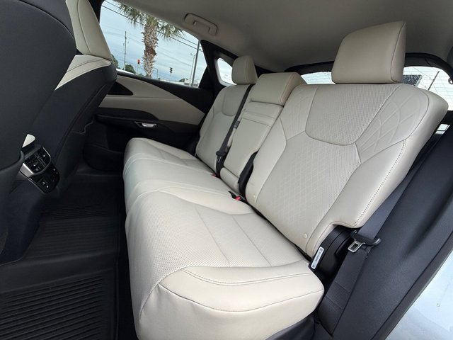New 2026 Iridium Lexus PREMIUM PLUS image 18