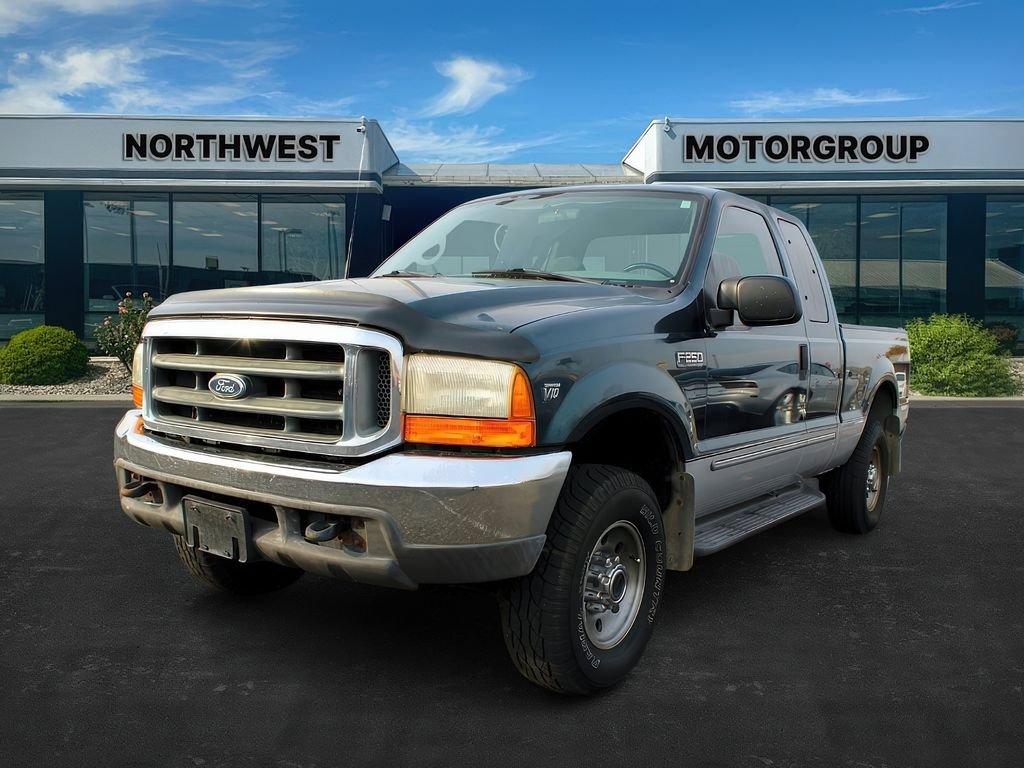 1999 Ford F-250 XLT photo 3