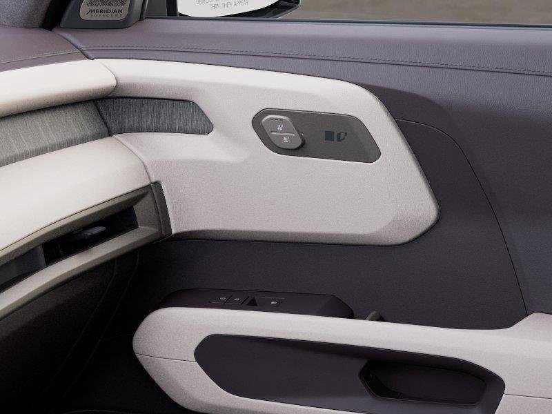 New 2027 Ivory Silver KIA SX-Prestige image 25