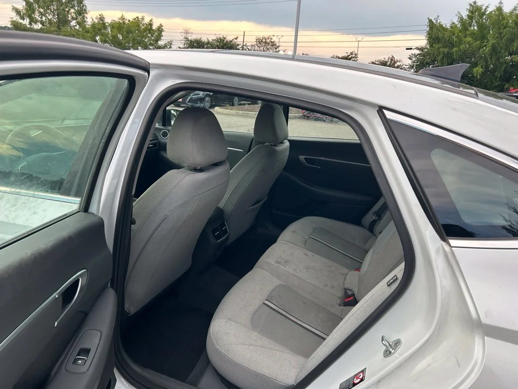 Used 2021 Gray Hyundai SEL image 15