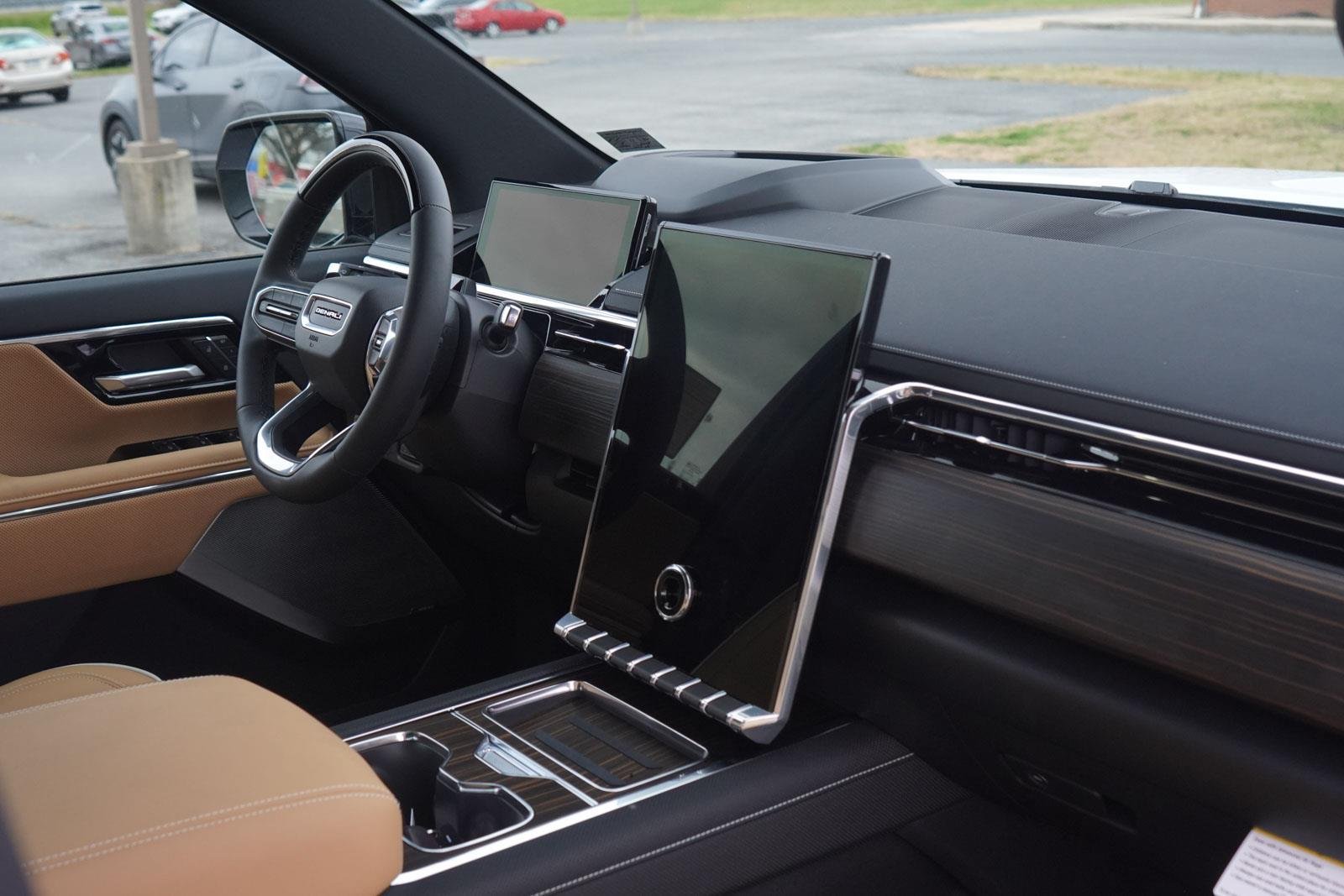 New 2026 Glacier White Tricoat GMC Denali Standard Range image 31