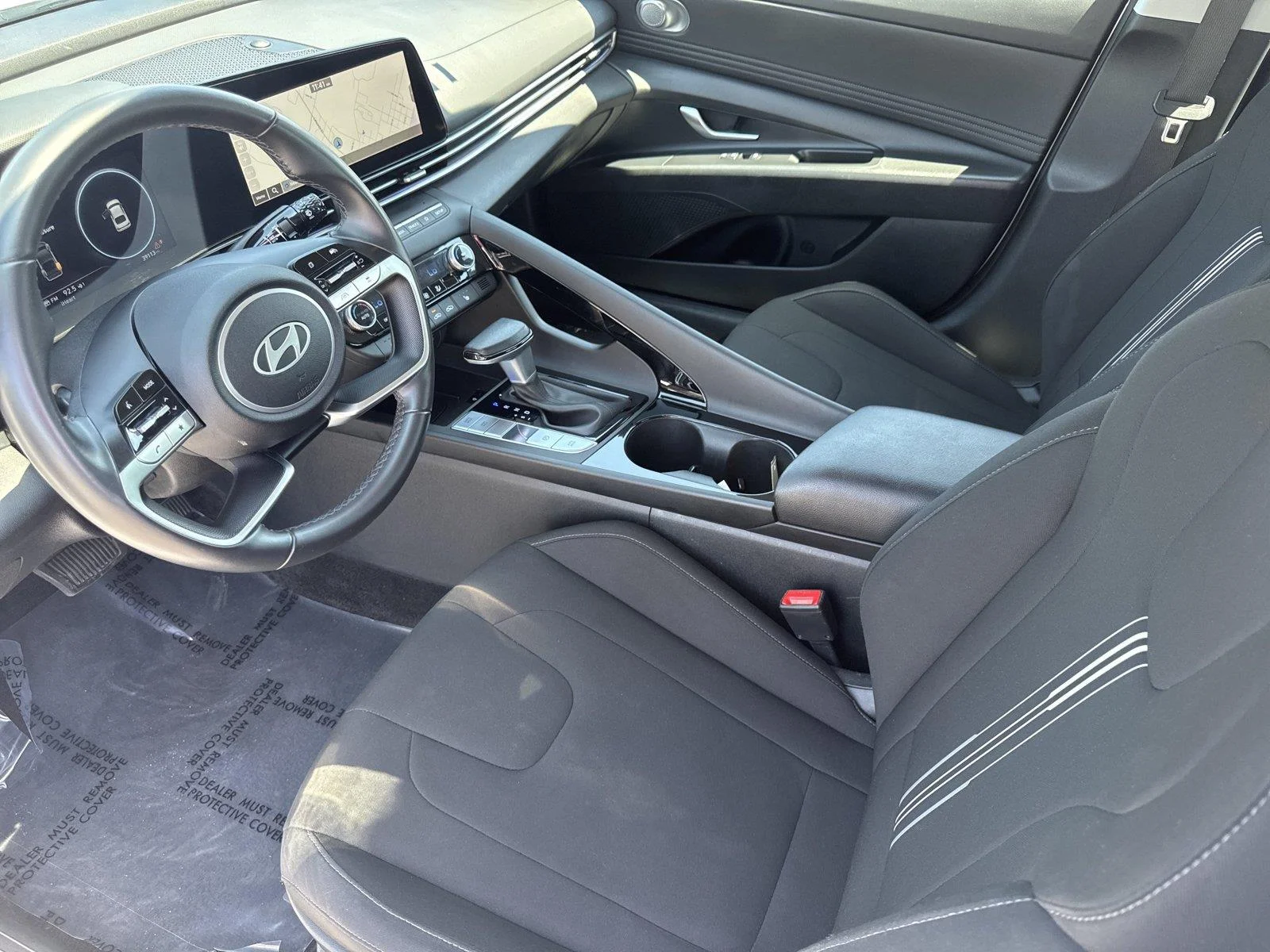 Used 2025 Serenity White Hyundai SEL Convenience image 10