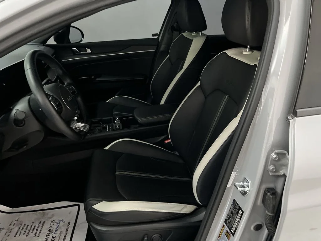 Used 2025 Gray Kia GT-Line image 15