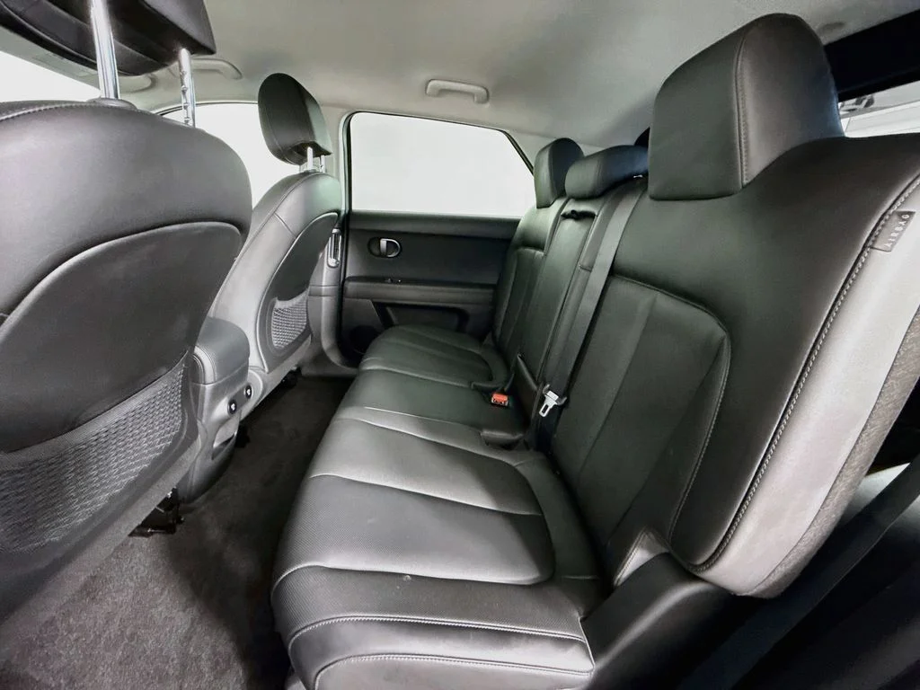 Used 2025 Gray Hyundai SEL image 24