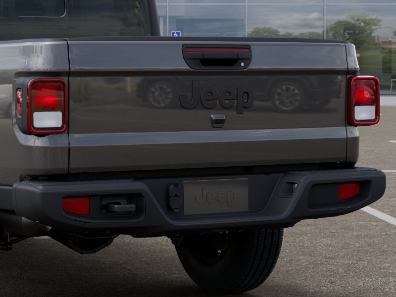 New 2026 Granite Crystal Metallic Clearcoat Jeep Sport image 43