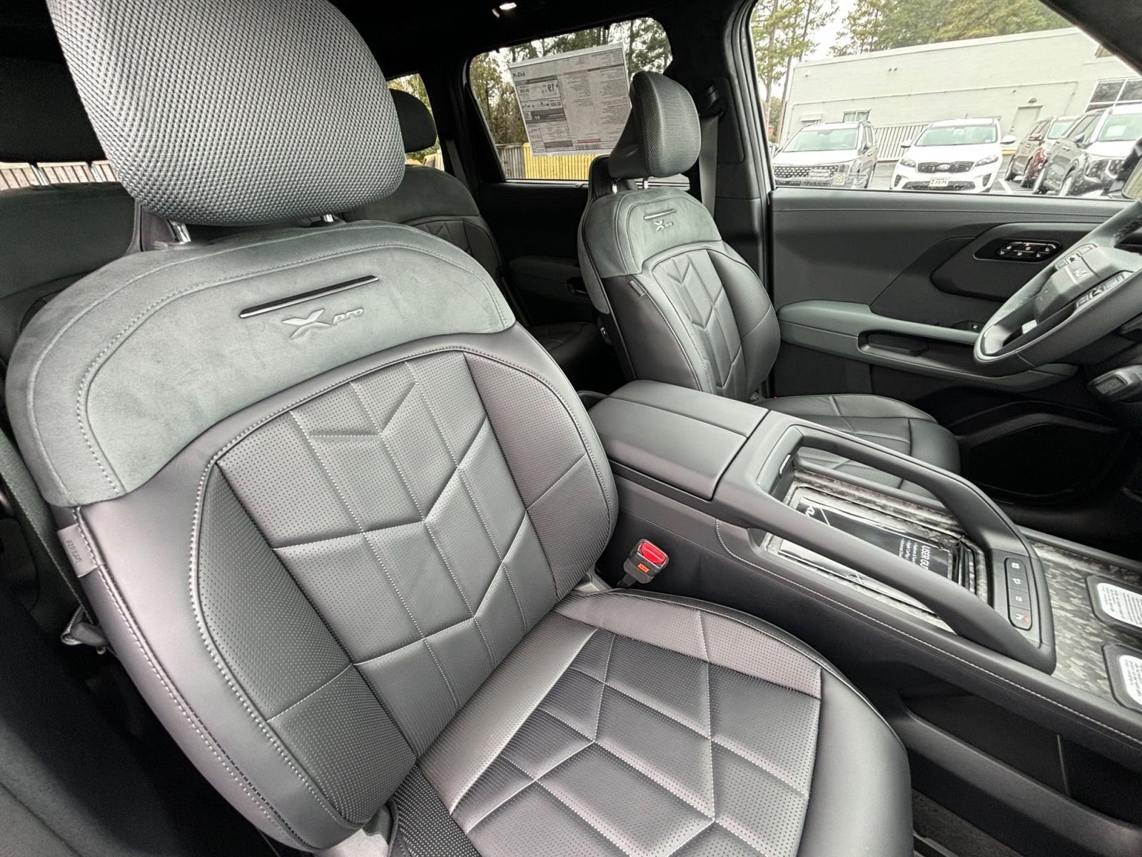 2027 Kia Telluride X-Pro SX Prestige - Photo 16