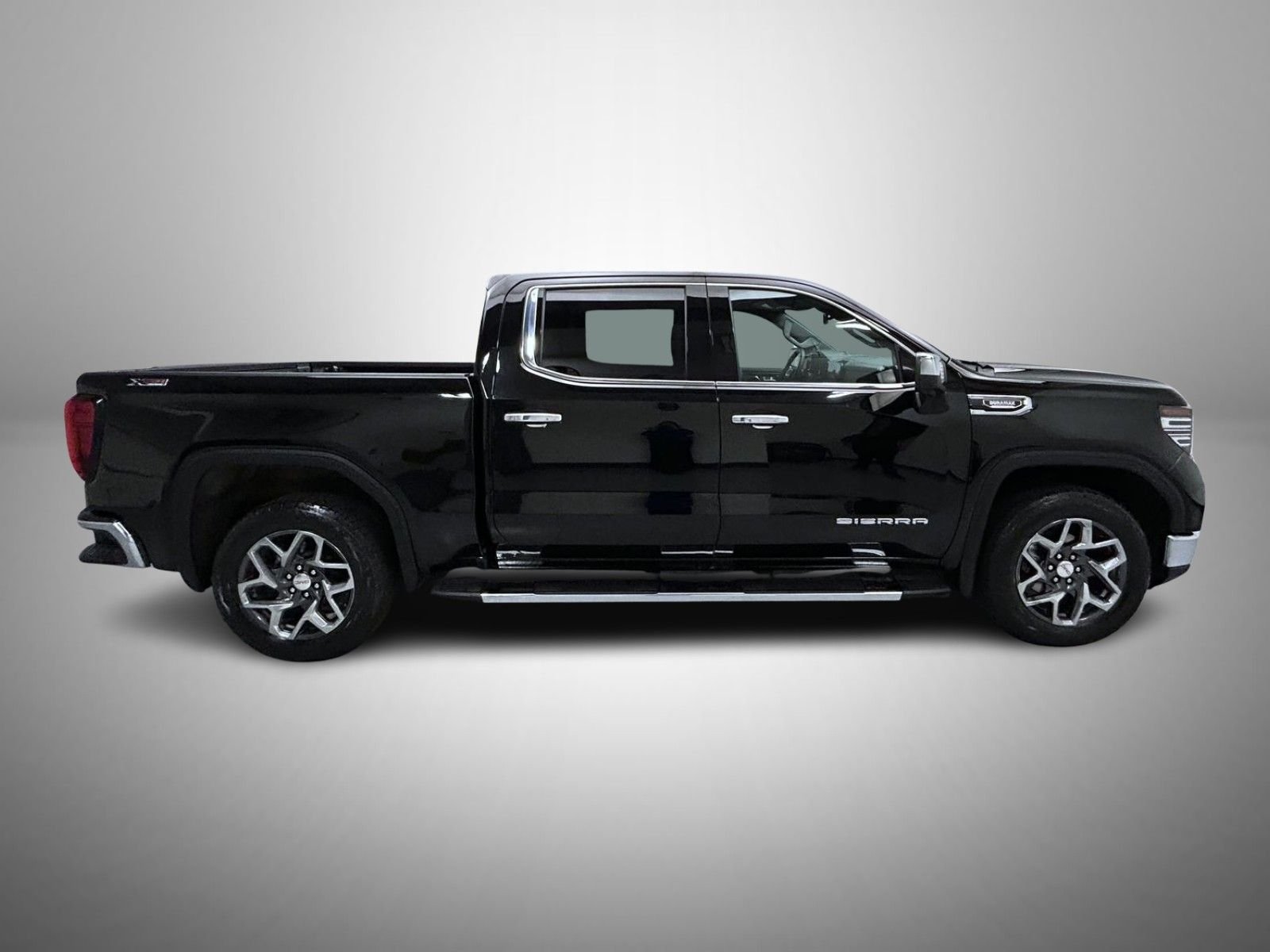 Used 2024 Black GMC SLT image 4