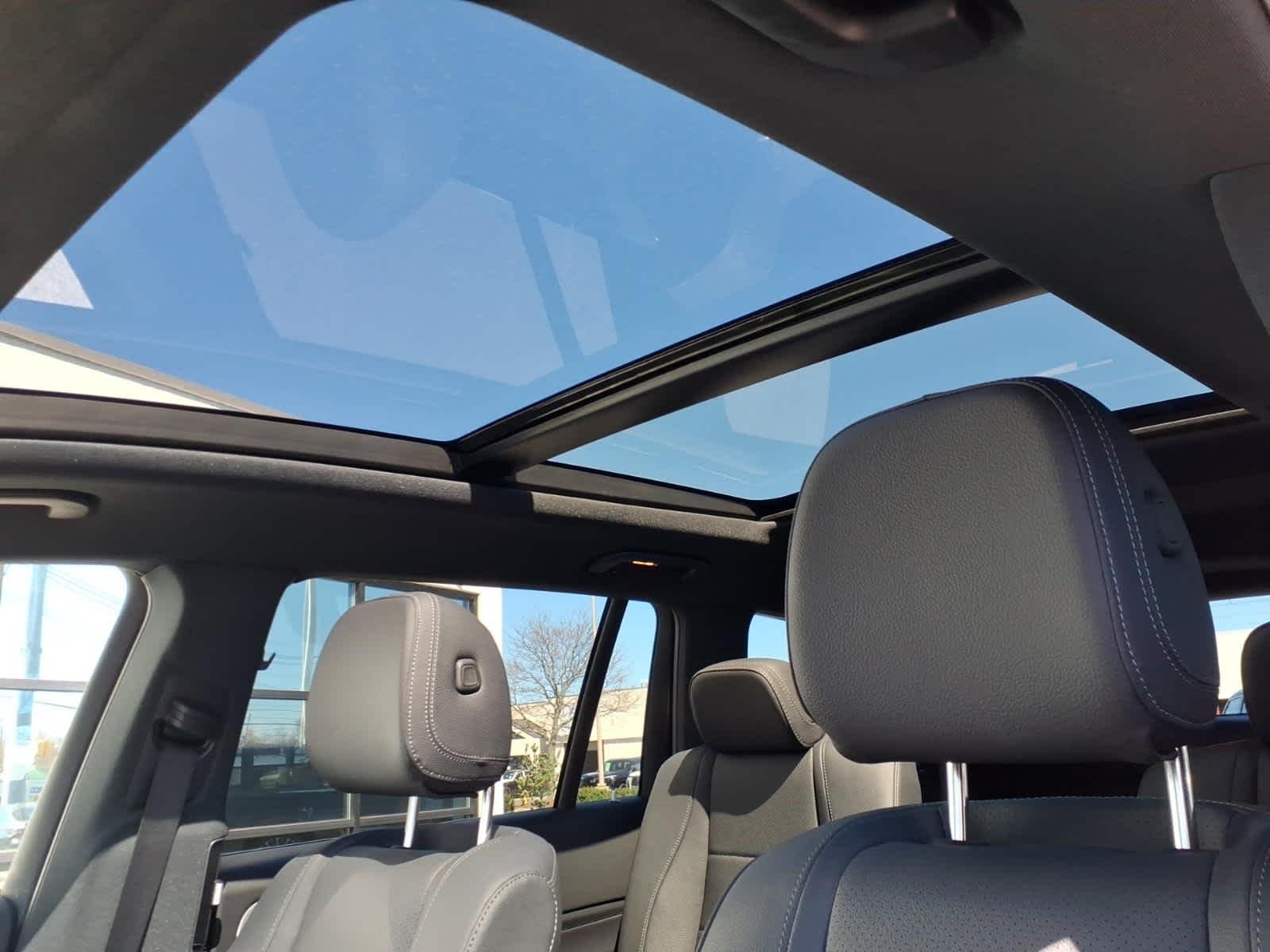 2025 Mercedes-Benz GLS Base - Photo 18