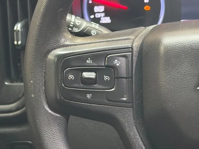 Used 2022 Glacier Blue Metallic Chevrolet Custom image 15