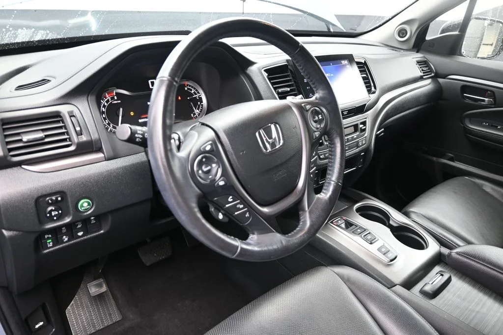 Used 2023 Modern Steel Metallic Honda RTL-E image 17