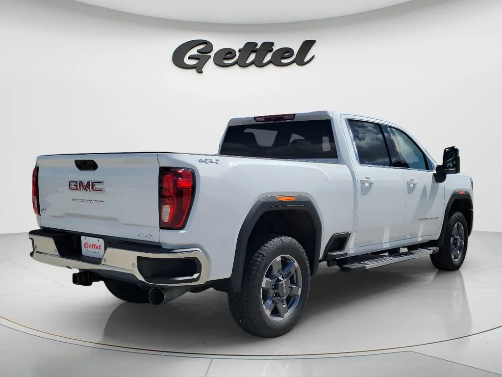 New 2026 Summit White GMC SLE image 4
