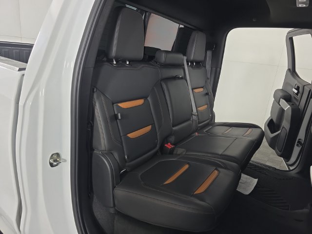Used 2021 SUMMIT WHITE GMC AT4 image 31