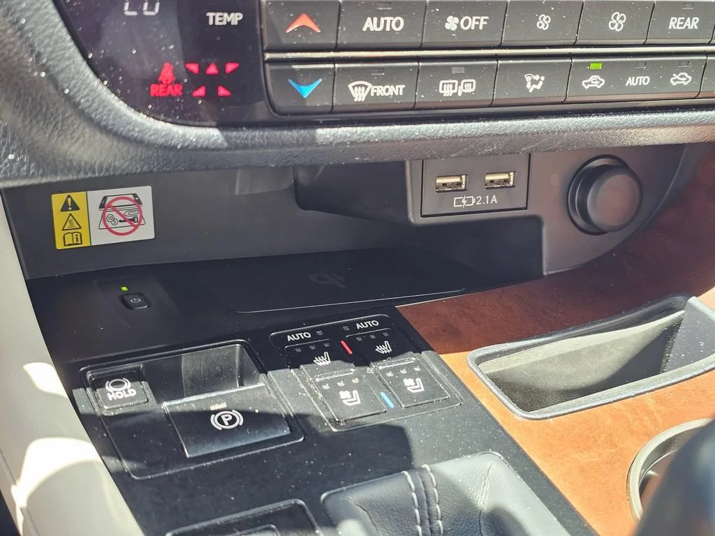 Used 2021  Lexus RX 350L image 33