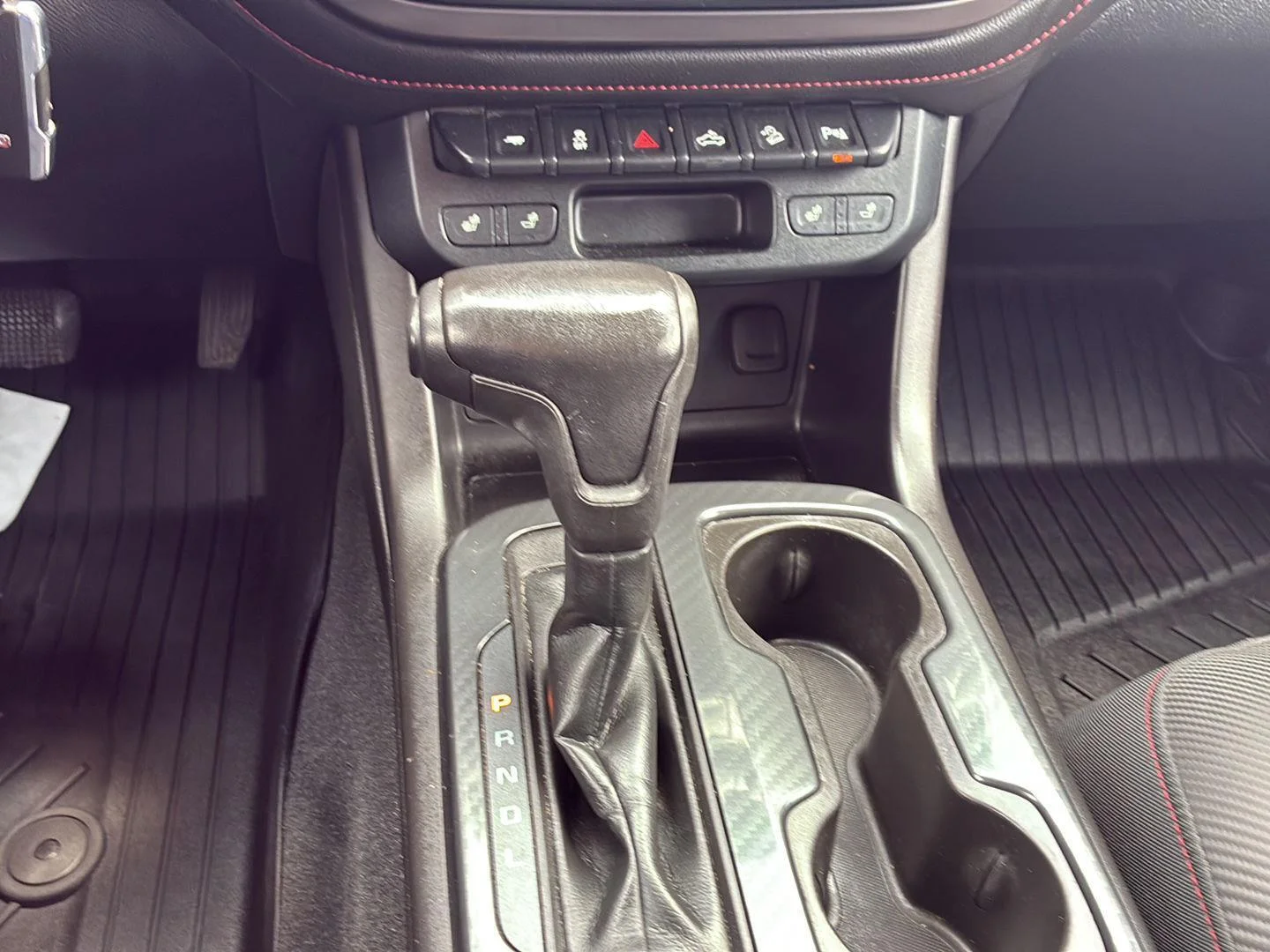Used 2019 ONYX BLACK GMC 4WD All Terrain w/Leather image 18