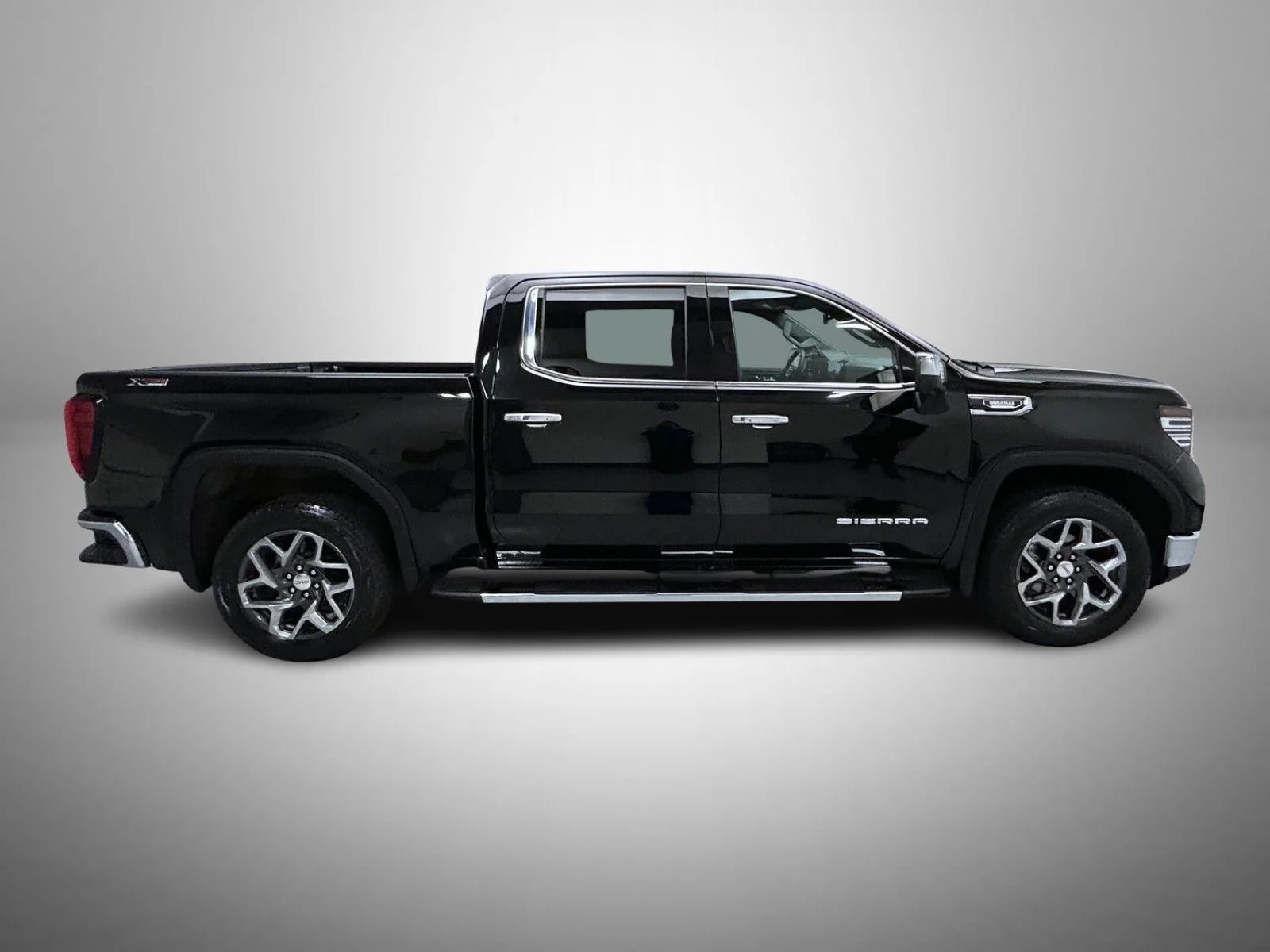 Used 2024 Black GMC SLT image 4