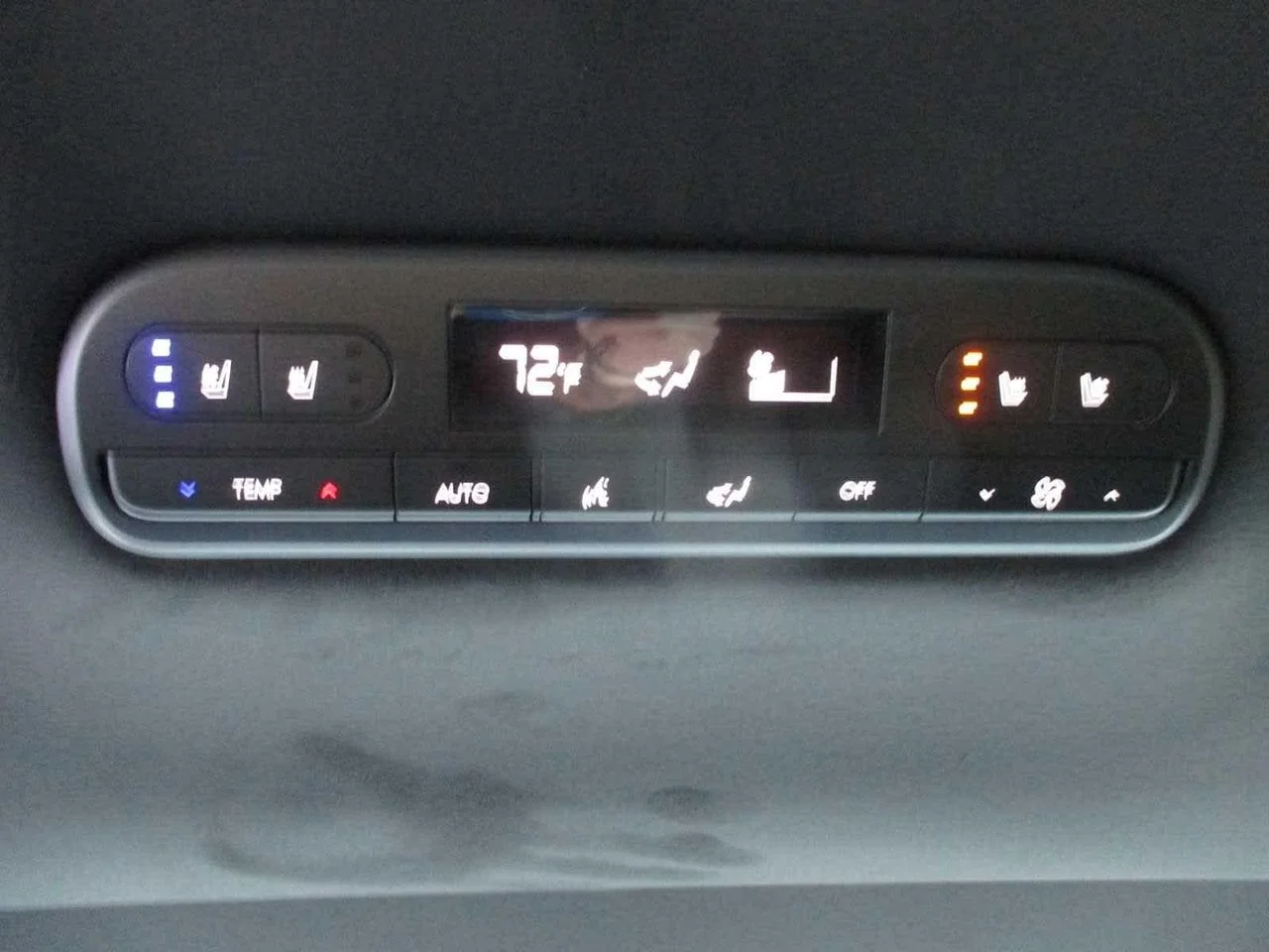 New 2026 White Hyundai Calligraphy AWD image 4